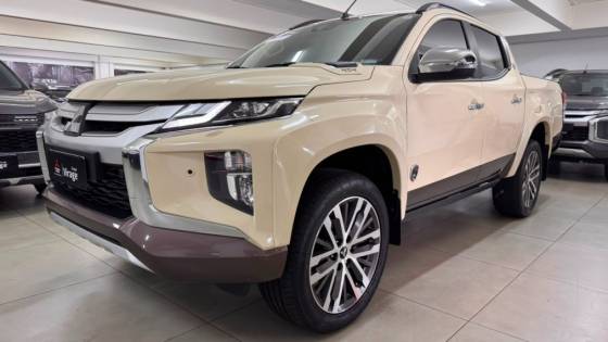 MITSUBISHI L200 TRITON 2.4 16V TURBO DIESEL SPORT HPE-S TERRA CD 4P 4X4 AUTOMÁTICO